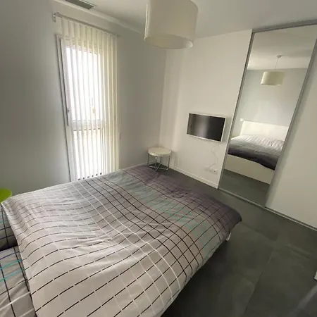 Feriehus Confort 2 / Sejour-cuisine Proche De Montpellier *