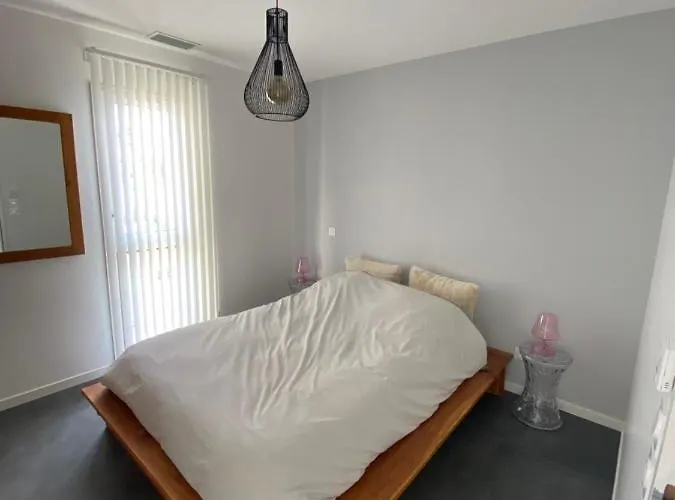 Confort 2 / Sejour-cuisine Proche De Montpellier Casa de Férias *